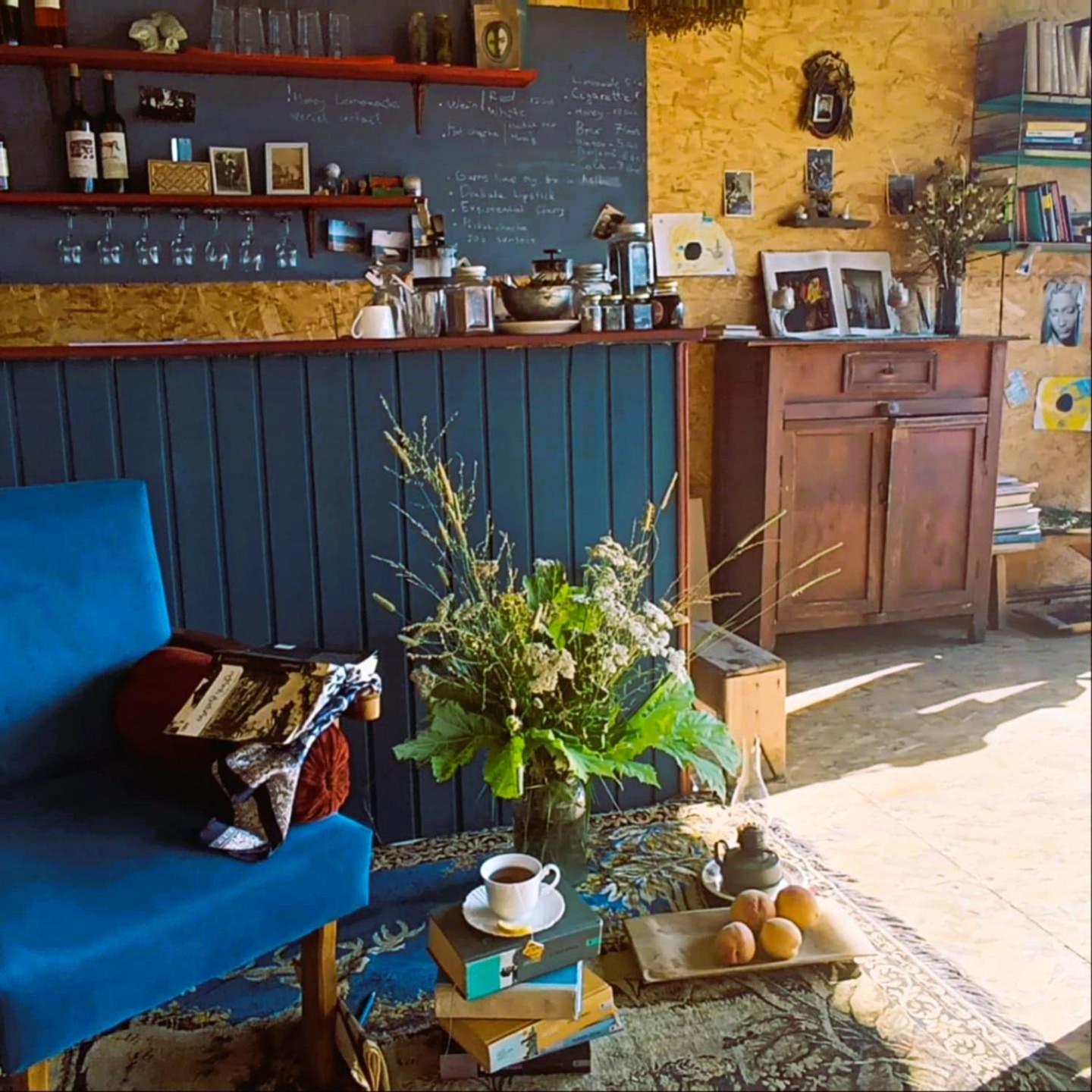 אומלו Nadiani Hostel מראה חיצוני תמונה